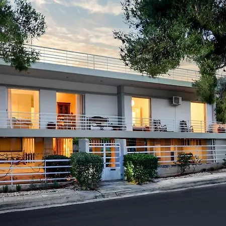 Quiet Apartment With A Garden Athens Exterior photo